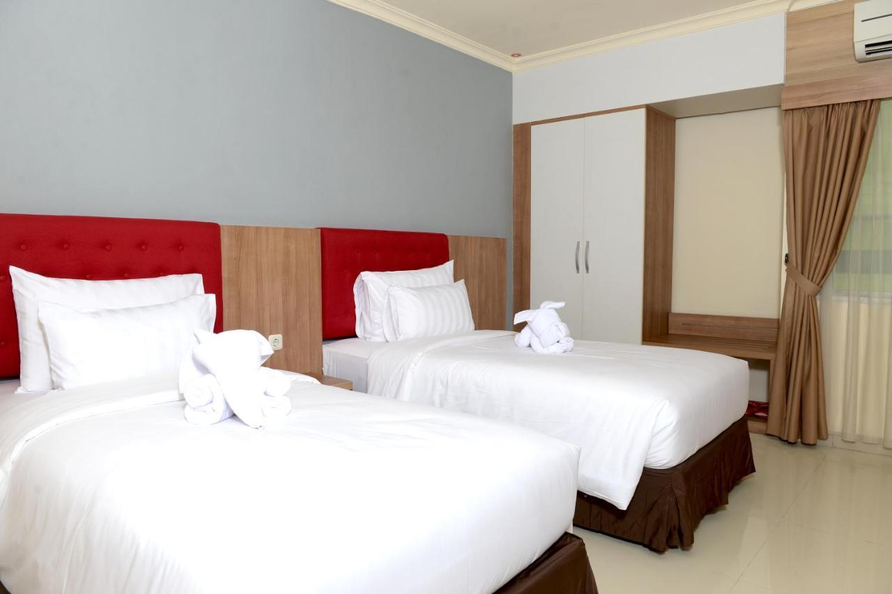 Moritz Hotel Rsab Harapan Kita Jakarta Exteriör bild